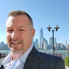 Randy Wandell-Headshot